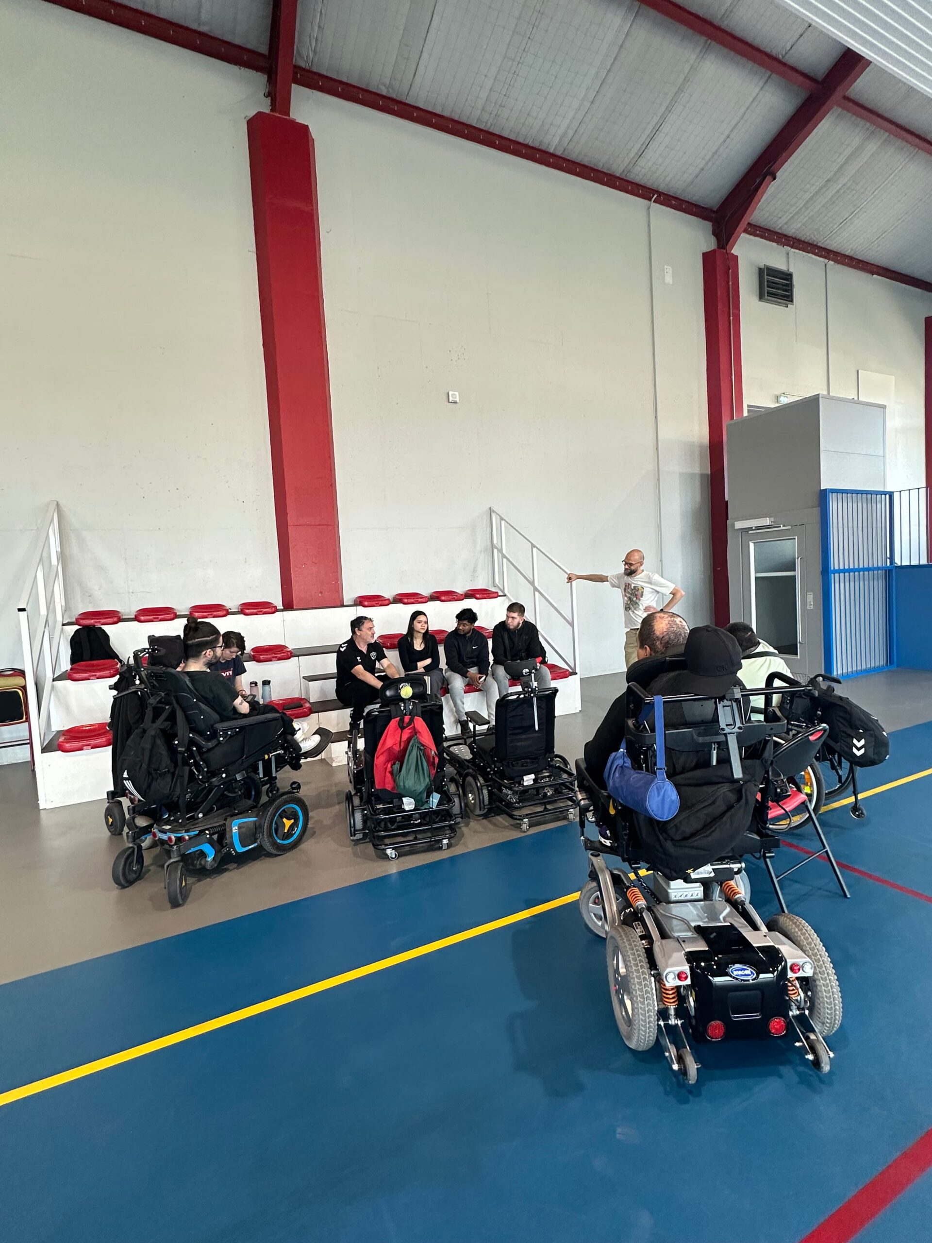 Élèves ingénieurs ISTP en action avec l'ASSE Cœur Vert